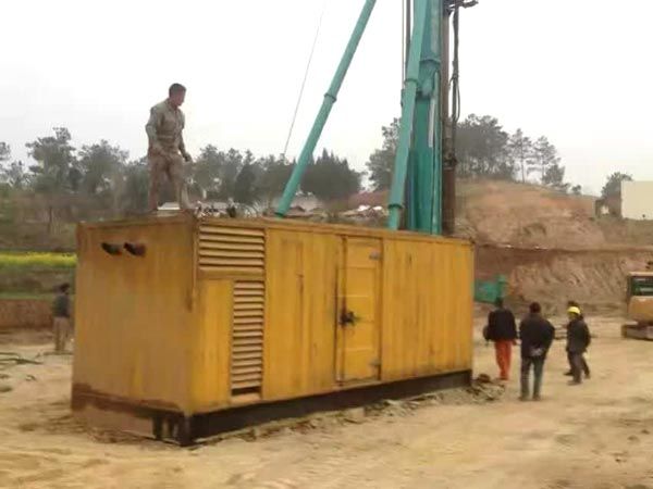 同江如何判断水冷式机油散热器密封件是否需要更换?